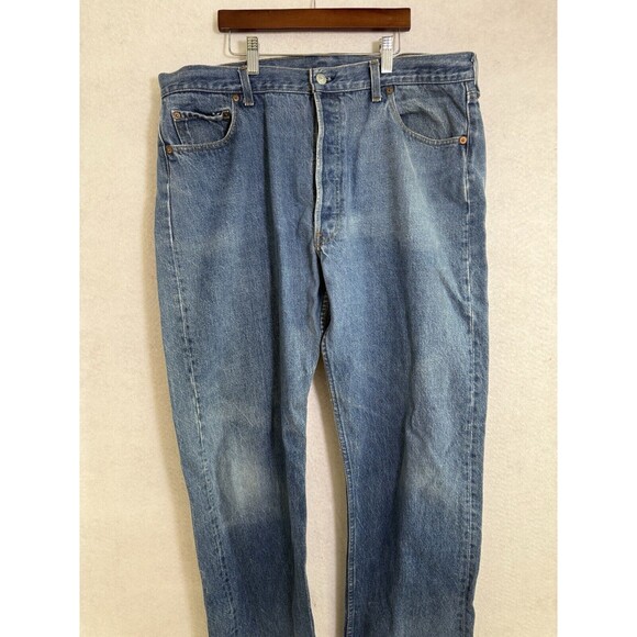 Levi's 501 Medium Wash Button Fly Original Fit Straight Leg Jeans sz 36x30 - Picture 2 of 8